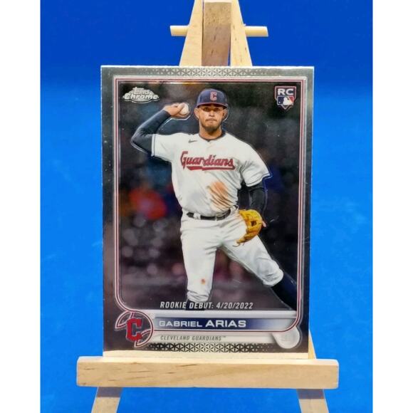 2022 Topps Chrome Update Series - Rookie Debut Gabriel Arias #USC14 (RC) - Picture 2 of 9